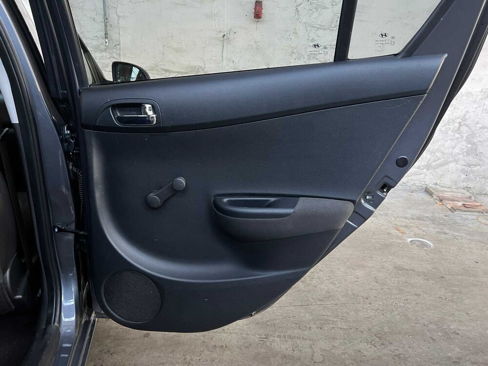 Hyundai i20 1.2 Blue Drive 86hp 2014, 6-XDH-88