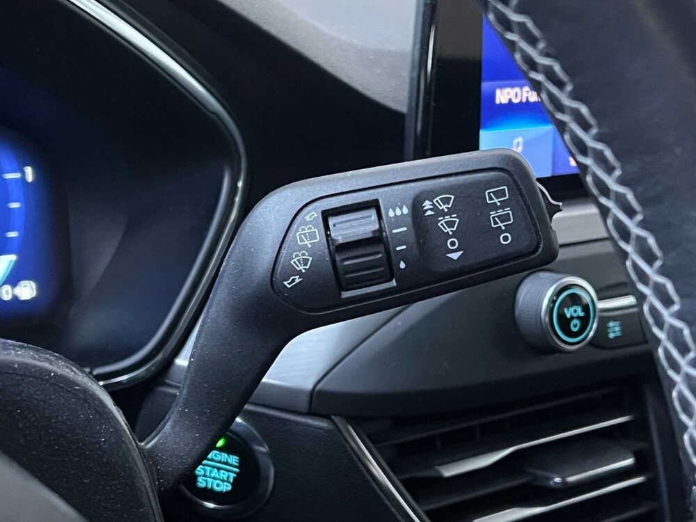 Ford Focus Wagon 1.0 EBH Tit. XBns 155pk 2021, K-668-JT