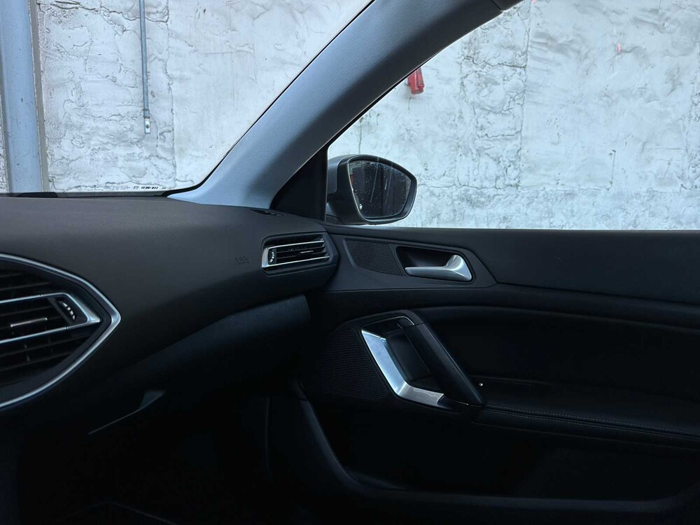 Peugeot 308 1.5 BlueHDi BL. Pre. 131hp 2019, XR-337-V