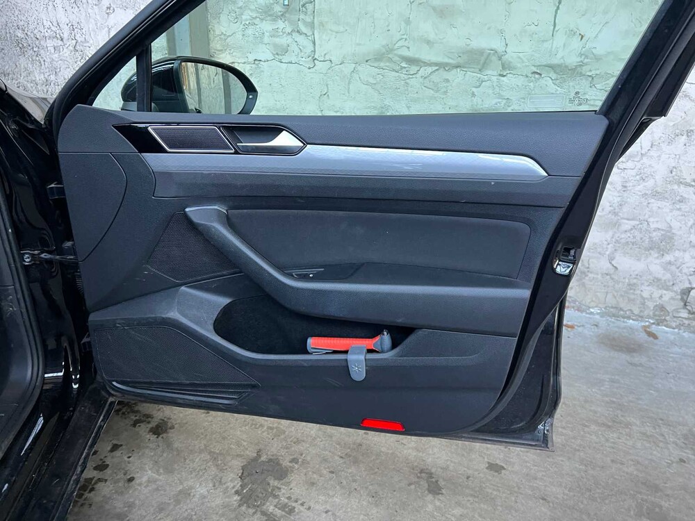 Volkswagen Passat Variant 1.5 TSI Comfort Bns. 150PS 2020, H-224-JR