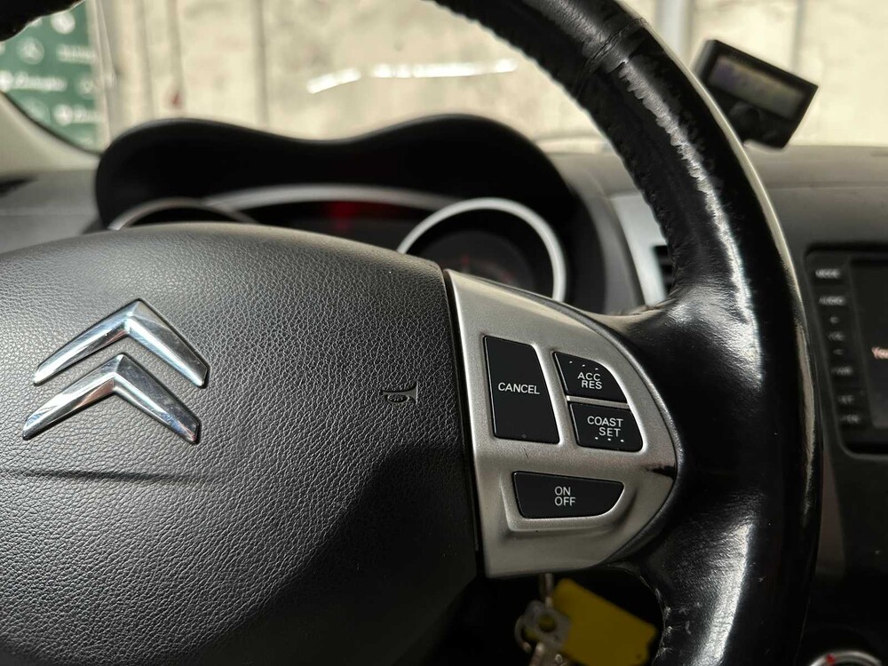 Citroen C-Crosser 2.2 HDiF Dynamique 156hp 2008, 13-VNT-8