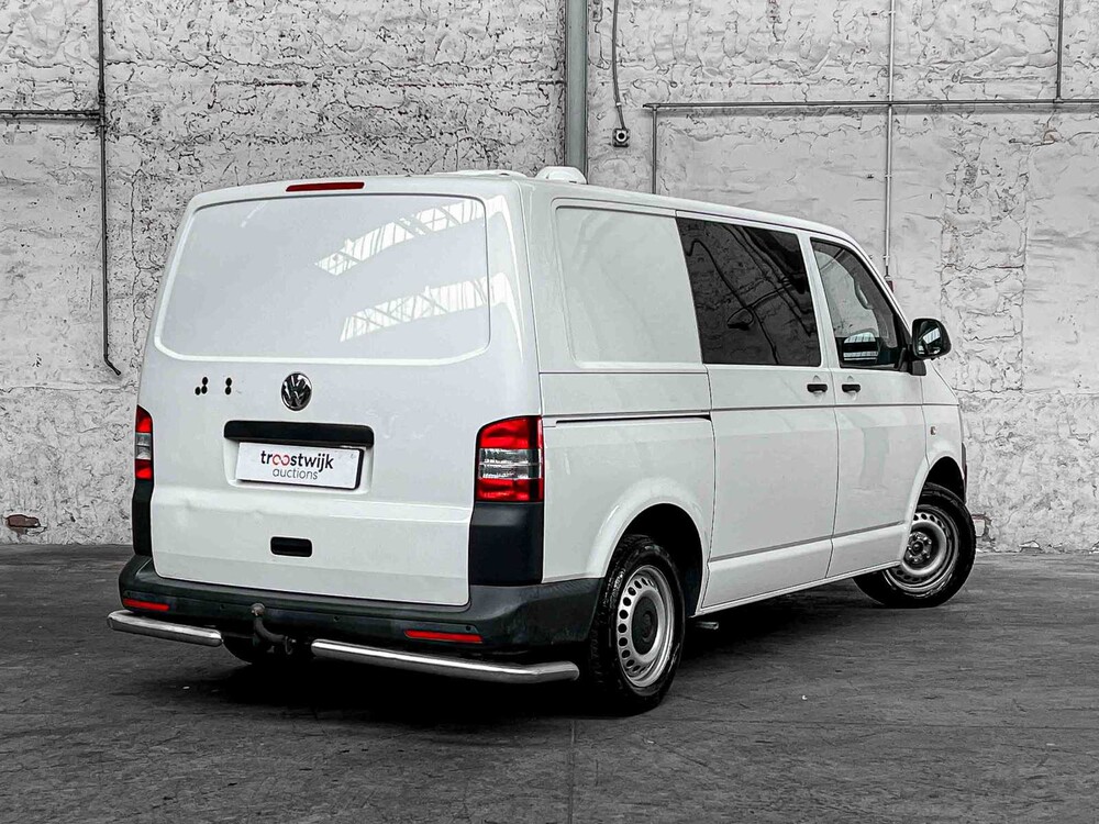 Volkswagen Transporter 2.0 TDI L1H1 Com. DC 140PS 2014, VJ-061-B