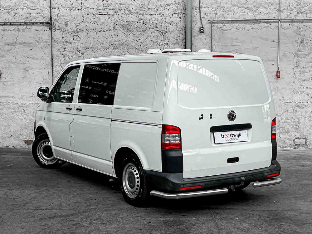 Volkswagen Transporter 2.0 TDI L1H1 Com. DC 140PS 2014, VJ-061-B