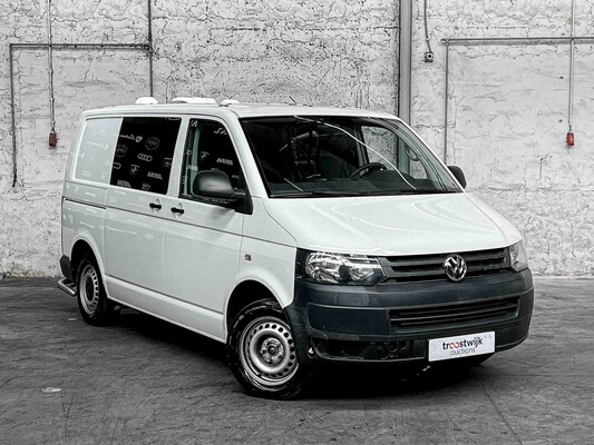 Volkswagen Transporter 2.0 TDI L1H1 Com. DC 140PS 2014, VJ-061-B