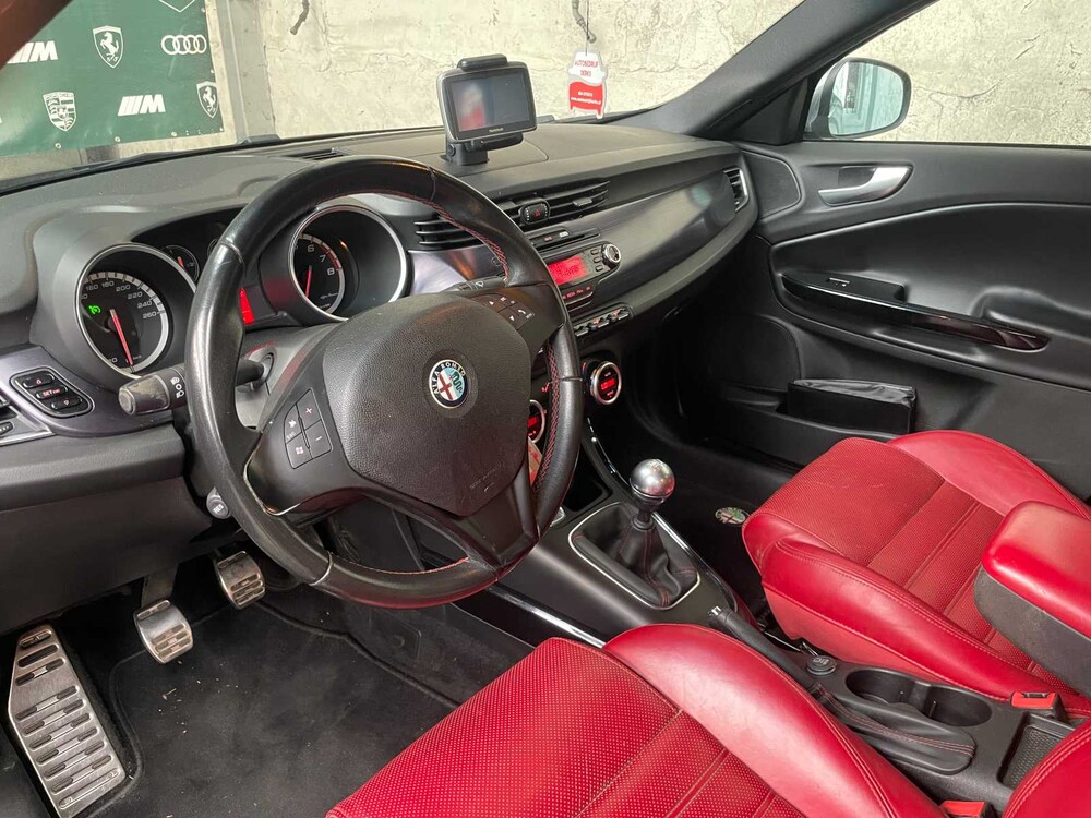 Alfa Romeo Giulietta 1.7 TBi Quadrifoglio Verde 235PS 2011, 68-PJR-4