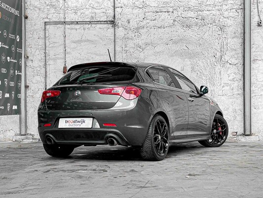 Alfa Romeo Giulietta 1.7 TBi Quadrifoglio Verde 235hp 2011, 68-PJR-4