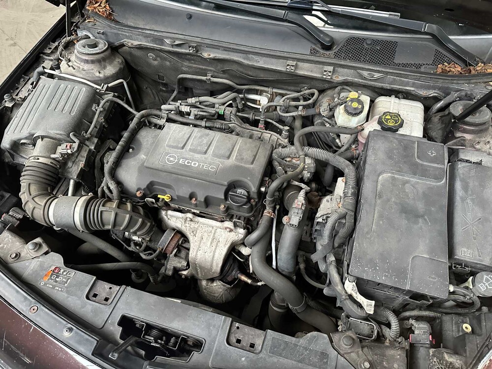 Opel Insignia Sports Tourer 1.4 T EcoF. Bns Ed 140PS 2011,00-SJP-9