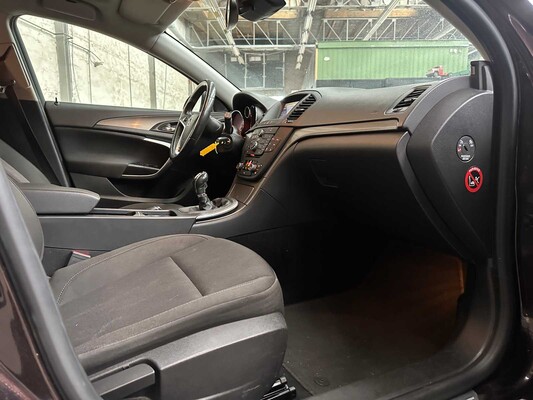Opel Insignia Sports Tourer 1.4 T EcoF. Bns Ed 140PS 2011,00-SJP-9