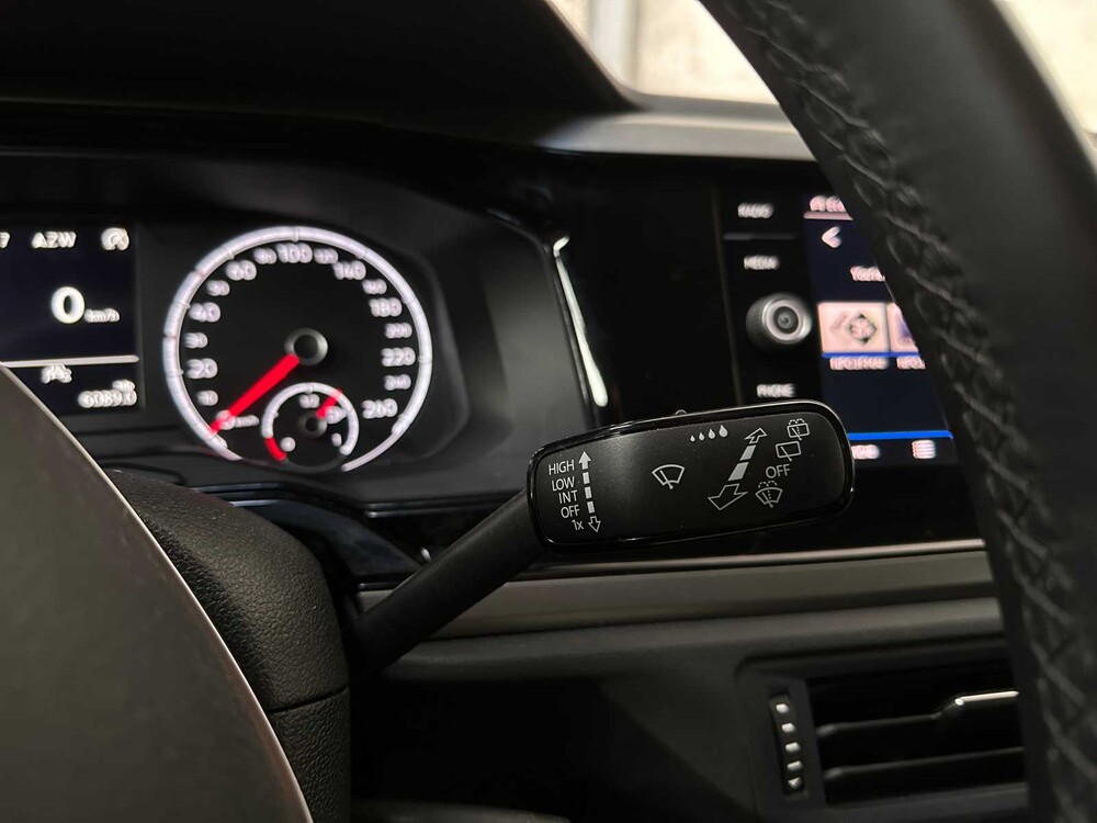 Volkswagen Polo 1.0 TSI Comf.l. Bus. 95PS 2021, K-815-TX