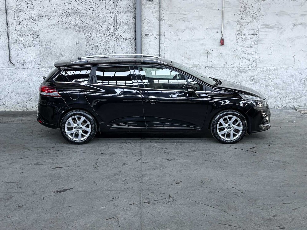 Renault Clio Estate 0.9 TCe Limited 90hp 2020, H-573-GR