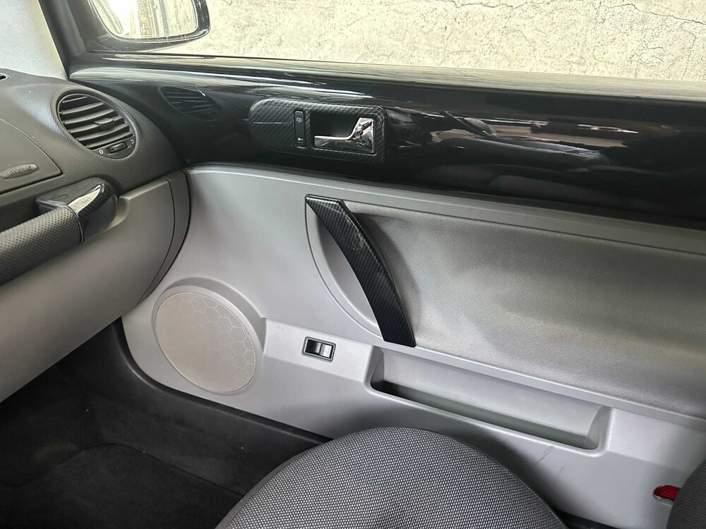 Volkswagen New Beetle Cabriolet 1.6 102PS 2003, 75-GNV-4