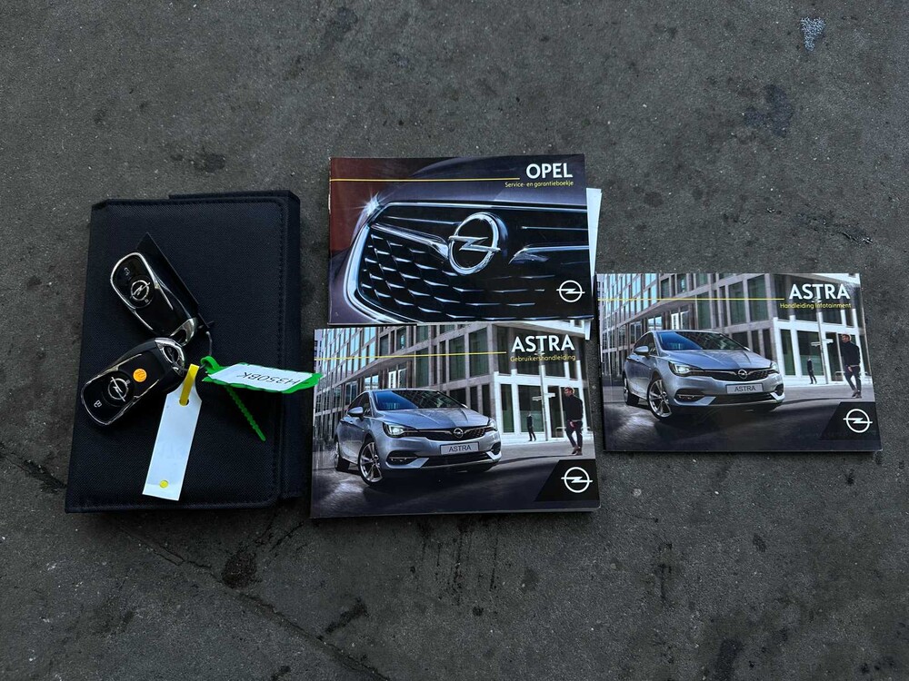 Opel Astra Sports Tourer 1.2 Elegance 131hp 2020, H-350-BK