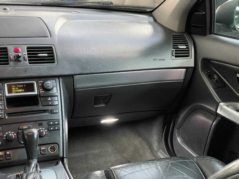 Volvo XC90 2.5 T Summum 209pk 2005, 10-PX-TH