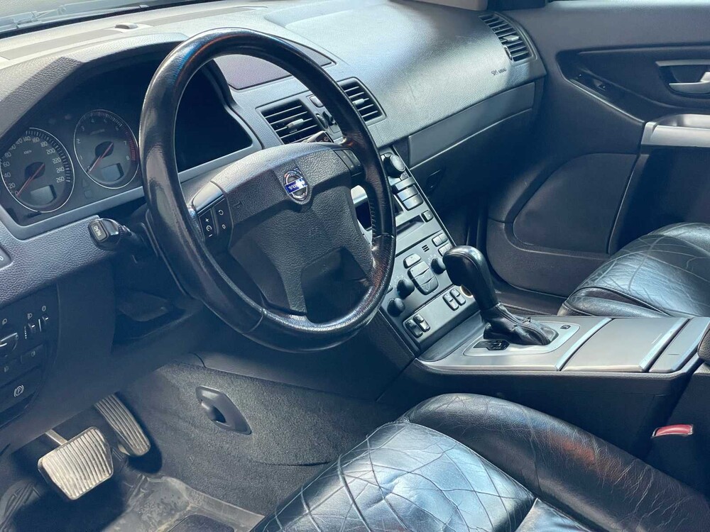 Volvo XC90 2.5 T Summum 209pk 2005, 10-PX-TH