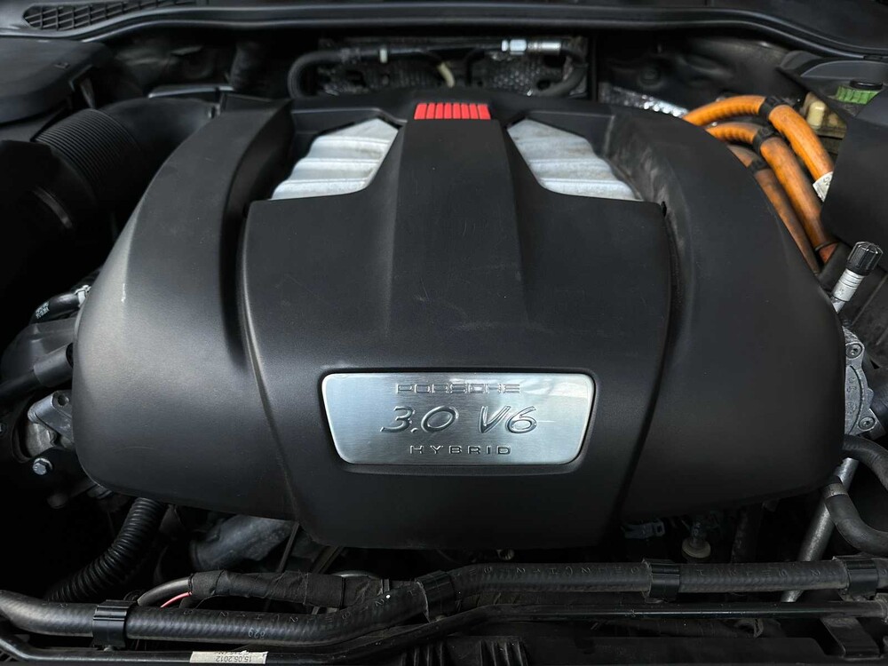 Porsche Cayenne S Hybrid 3.0 V6 385hp 2013