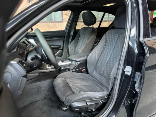 BMW M135i xDrive High Executive F20 320pk 2013 1-serie, NG-484-F