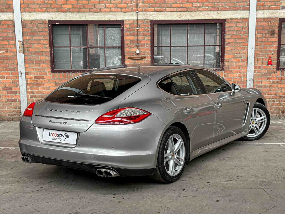 Porsche Panamera 4S 4.8 V8 400hp 2012