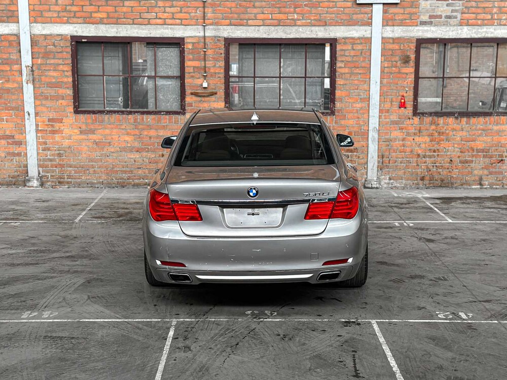 BMW 750Li xDrive 4.4 V8 405hp 2010 7 Series F02
