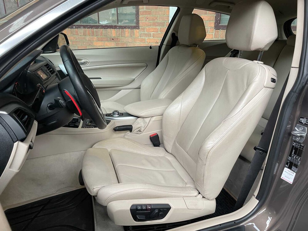 BMW 125i Business+ 300hp 2012 1-Series, 7-ZSJ-54