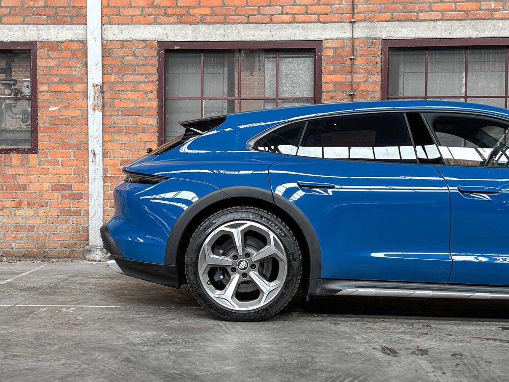 Porsche Taycan Cross Turismo 4 93 kWh 381hp 2022, R-651-PT