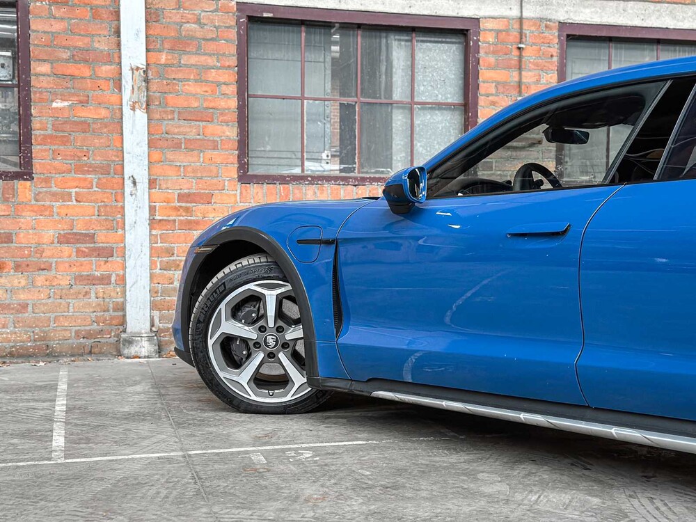 Porsche Taycan Cross Turismo 4 93 kWh 381hp 2022, R-651-PT