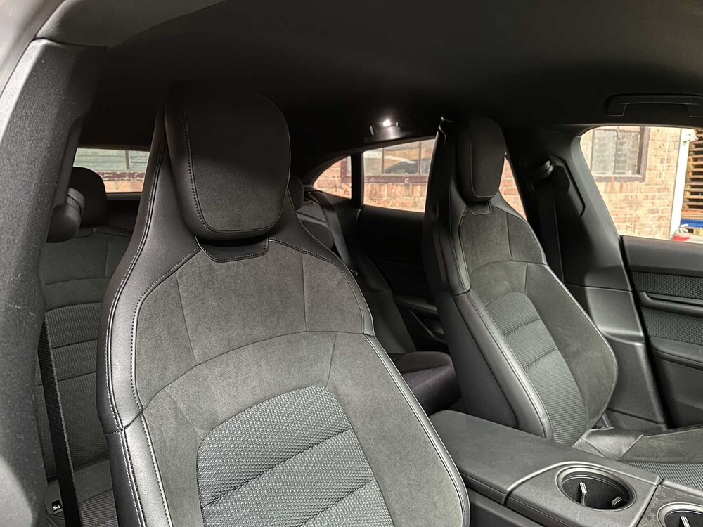 Porsche Taycan Cross Turismo 4 93 kWh 381hp 2022, R-651-PT
