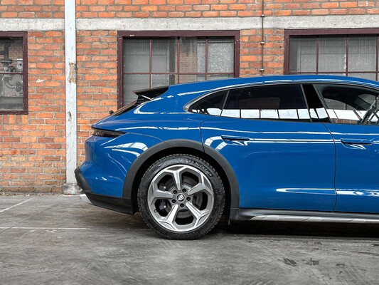 Porsche Taycan Cross Turismo 4 93 kWh 381pk 2022, R-651-PT