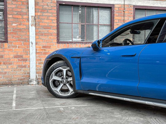 Porsche Taycan Cross Turismo 4 93 kWh 381pk 2022, R-651-PT