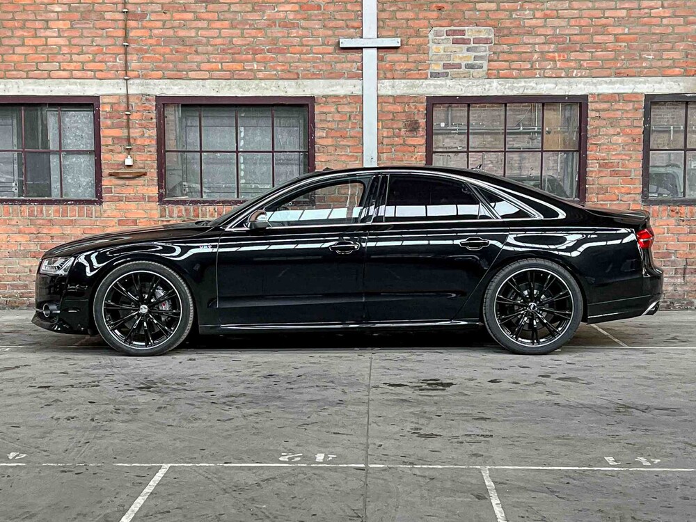Audi S8 Plus 4.0 TFSI V8T Quattro 605hp 2016