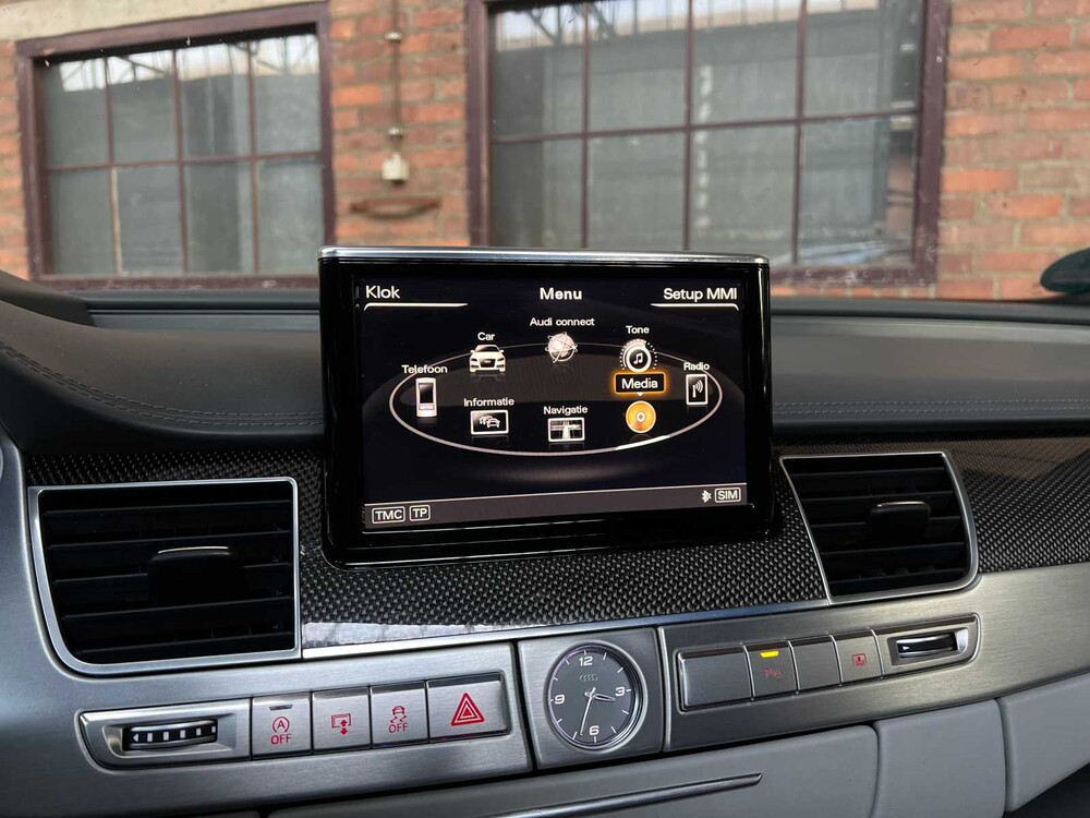 Audi S8 Plus 4.0 TFSI V8T Quattro 605hp 2016