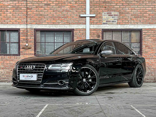Audi S8 Plus 4.0 TFSI V8T Quattro 605hp 2016