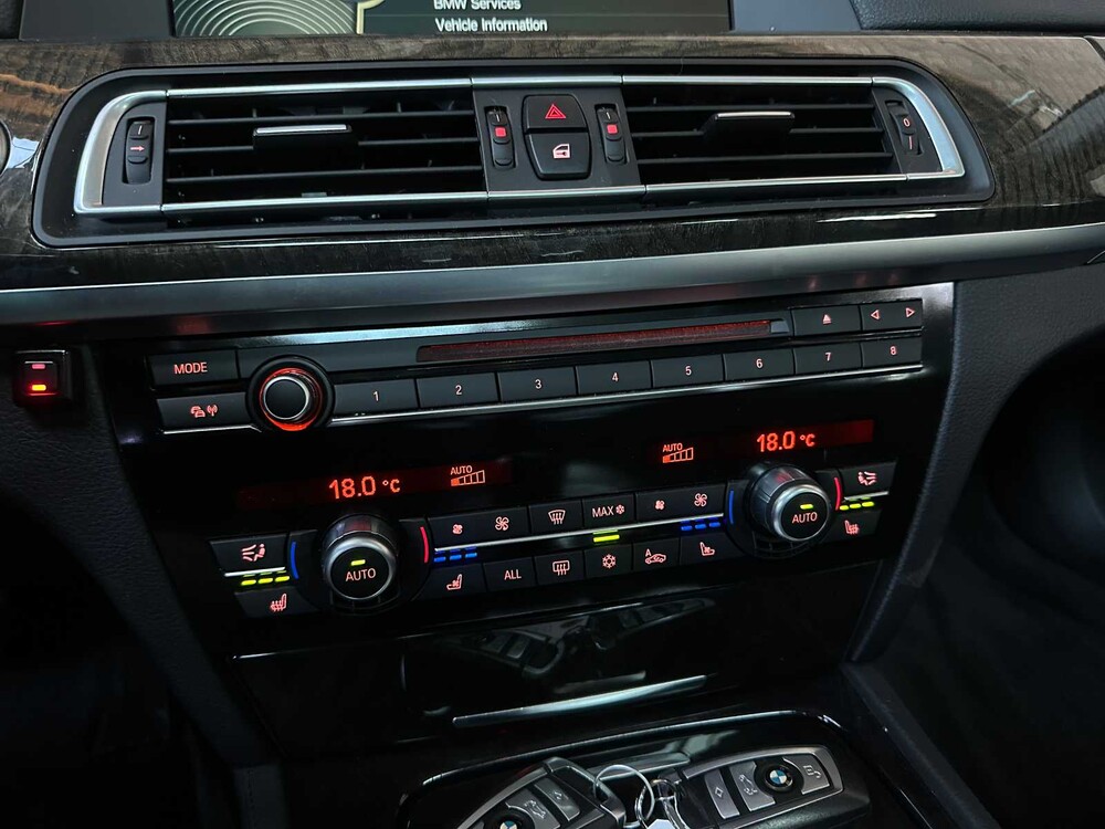 BMW ActiveHybrid7 F04 4.4 V8 465hp 2011