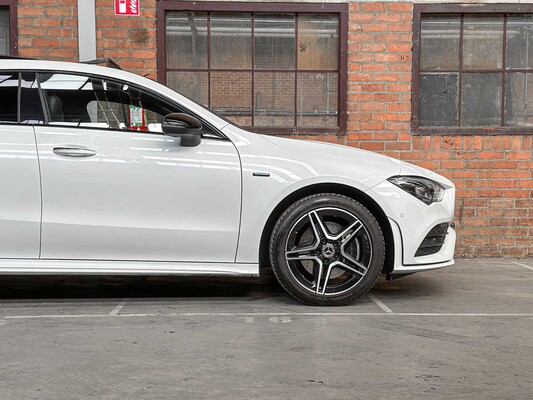 Mercedes-Benz CLA250 e AMG Limited Business Solution 160pk 2020 CLA-klasse Shooting Brake Plug-In Hybrid, J-472-VN