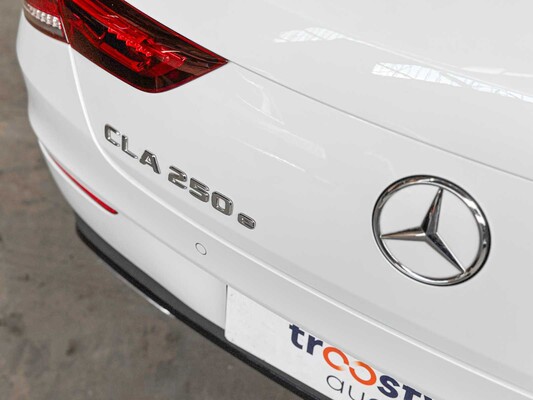 Mercedes-Benz CLA250 e AMG Limited Business Solution 160pk 2020 CLA-klasse Shooting Brake Plug-In Hybrid, J-472-VN