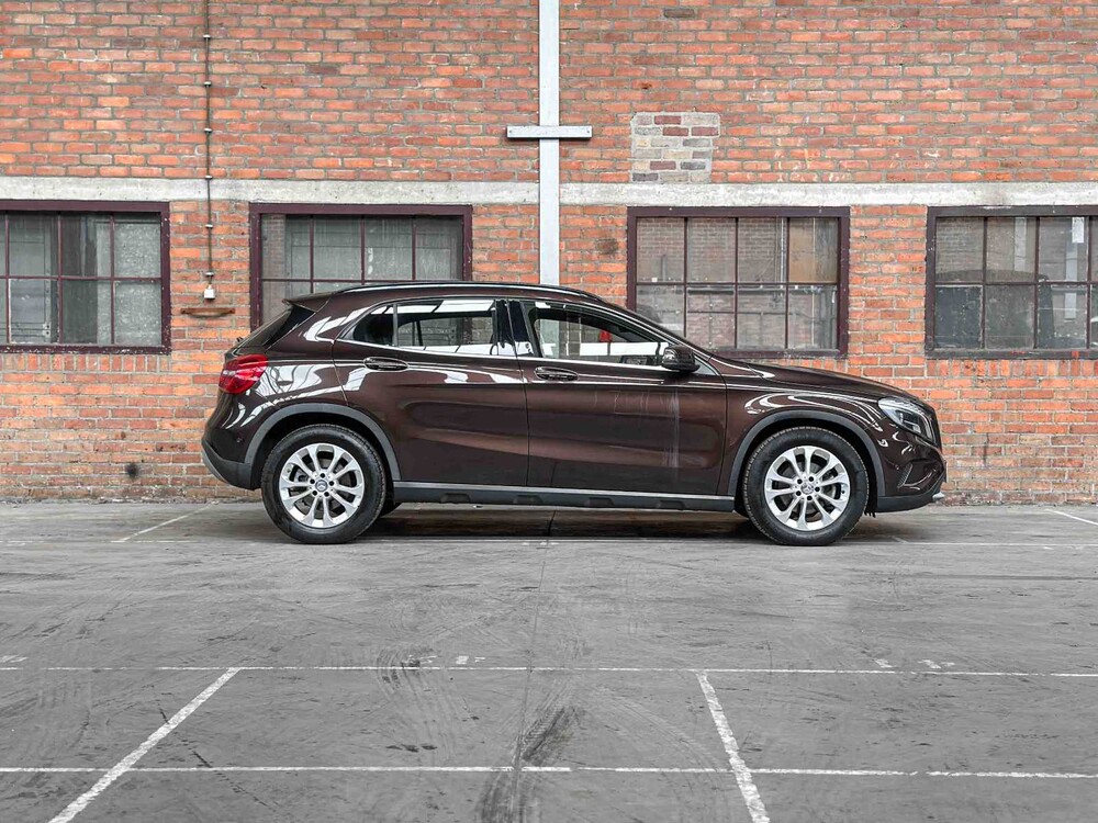 Mercedes-Benz GLA180 CDI Lease Edition 109hp 2015 GLA-class, GF-098-D
