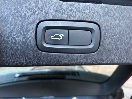 Volvo V60 2.0 T6 Twin Engine AWD Momentum Pro 253pk 2020, H-754-FN