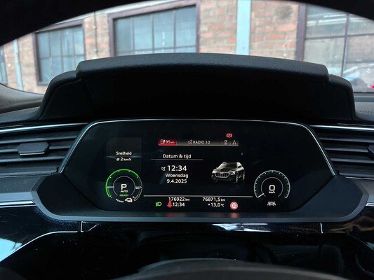 Audi e-tron 50 Quattro Launch Edition Plus 71 kWh 313pk 2019 (Origineel-NL), H-889-DB