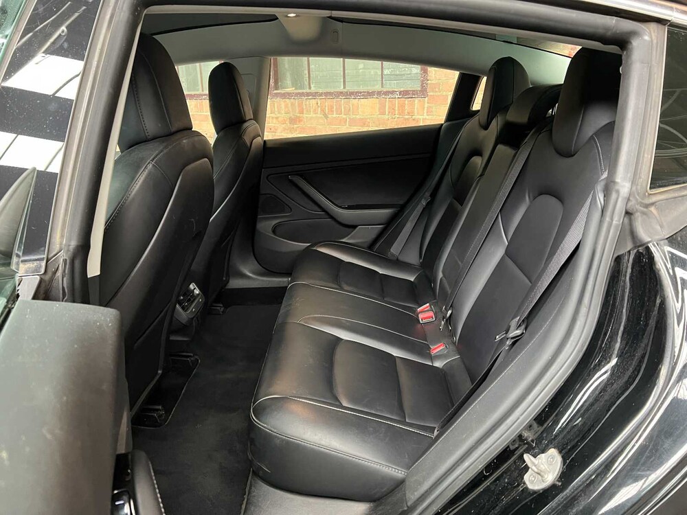 Tesla Model 3 Long Range RWD 75kWh 287hp 2019, ZG-939-S