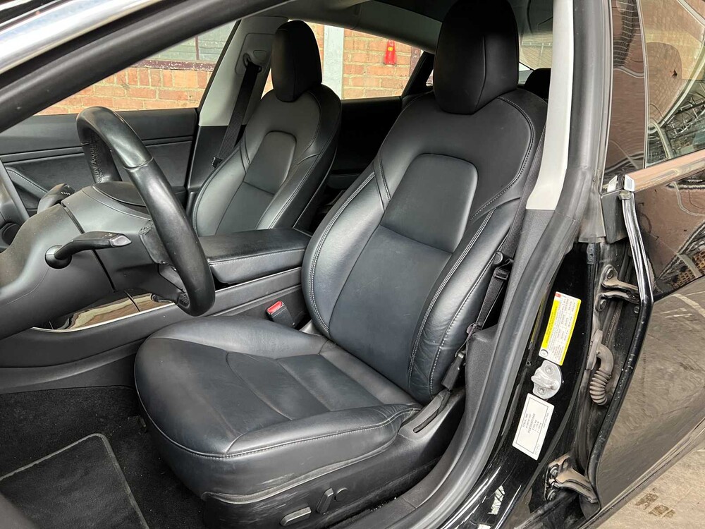 Tesla Model 3 Long Range RWD 75kWh 287hp 2019, ZG-939-S