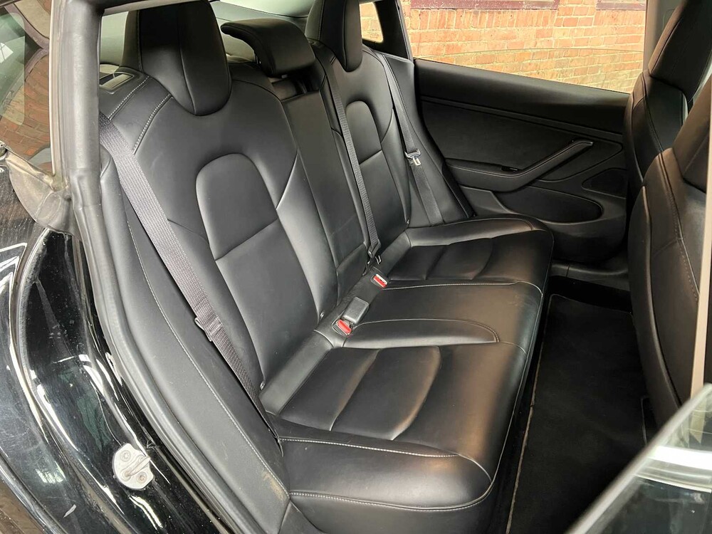Tesla Model 3 Long Range RWD 75kWh 287hp 2019, ZG-939-S