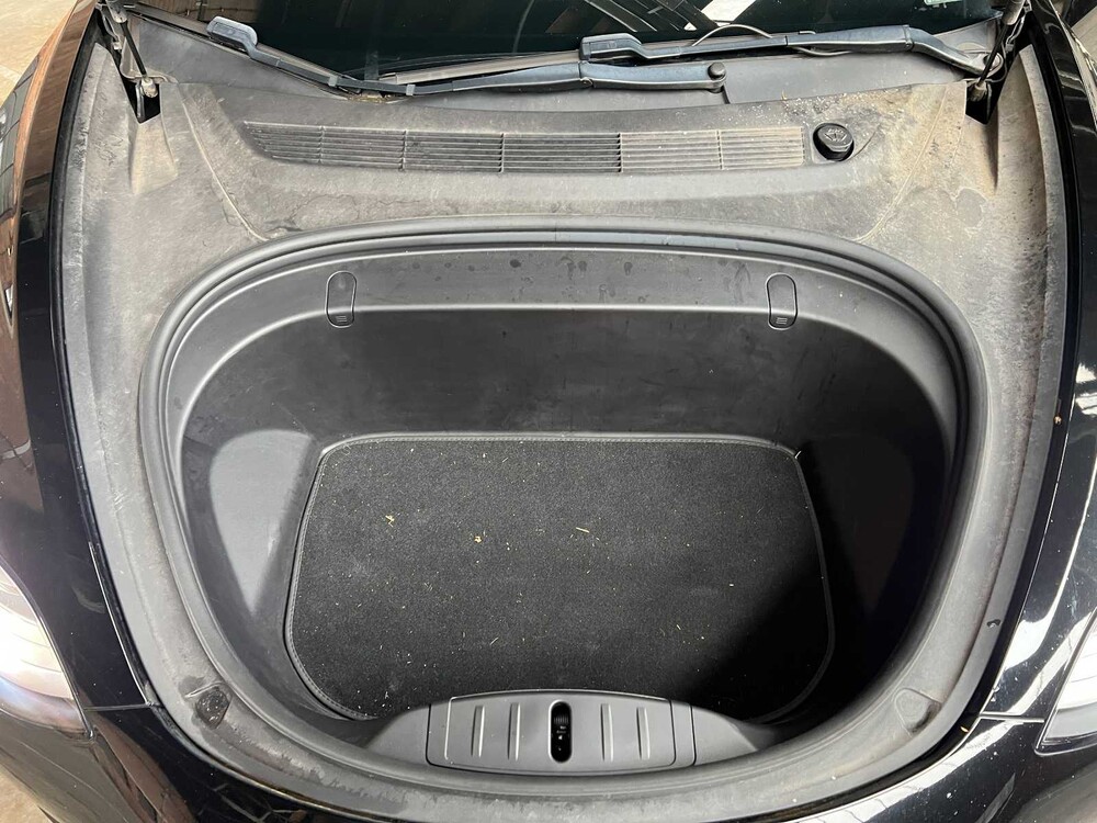 Tesla Model 3 Long Range RWD 75kWh 287hp 2019, ZG-939-S