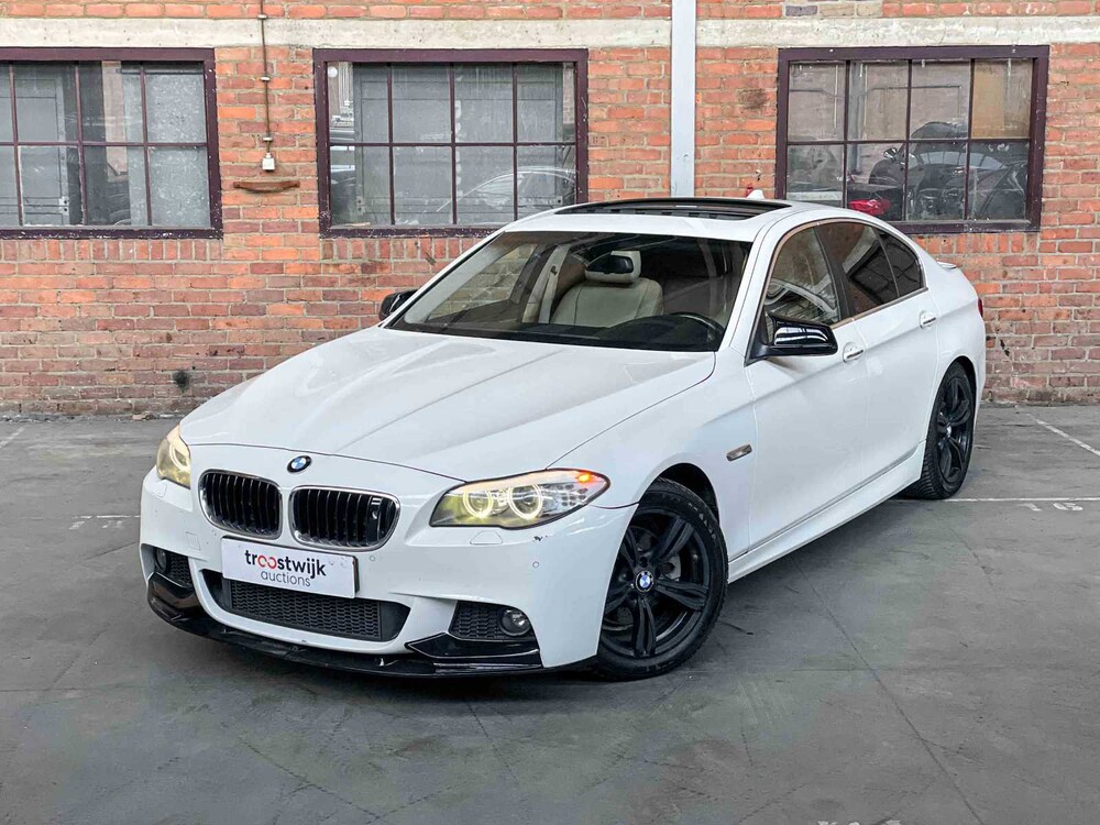 BMW 528xi High Executive F10 245hp 2012 5-series, Z-326-DX