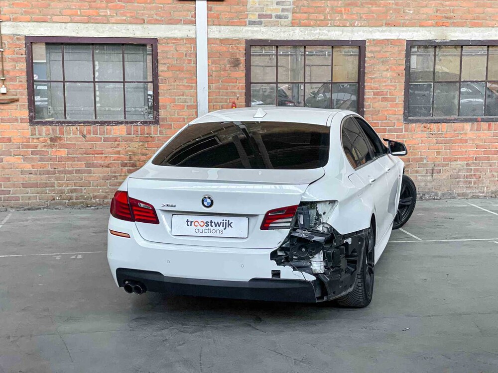 BMW 528xi High Executive F10 245hp 2012 5-series, Z-326-DX