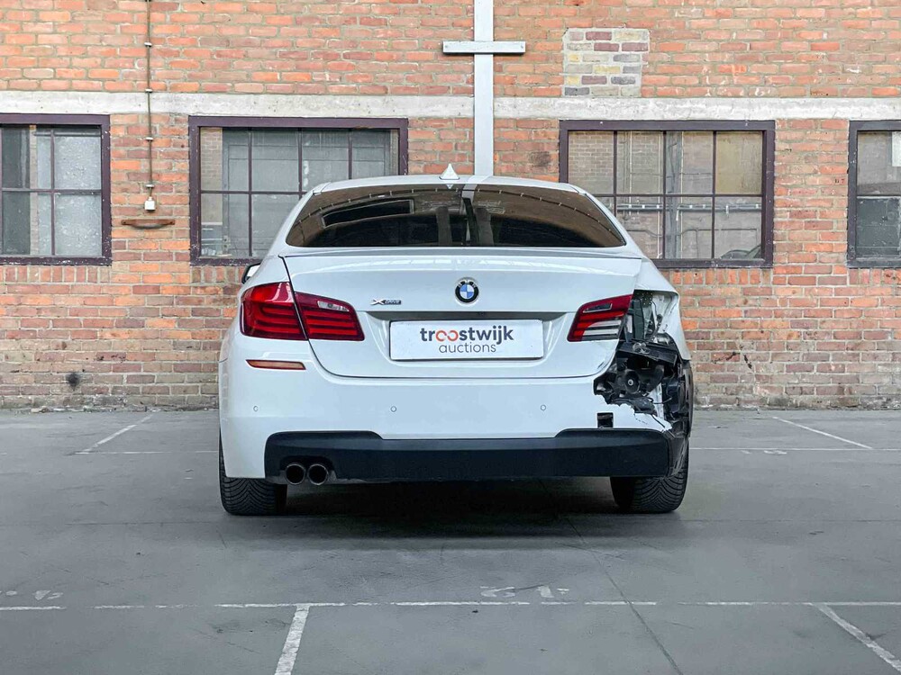 BMW 528xi High Executive F10 245hp 2012 5-series, Z-326-DX