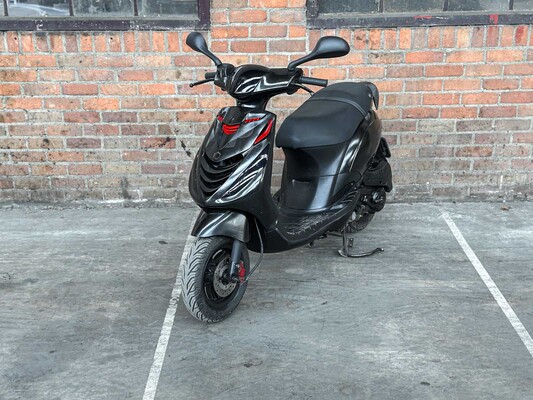 Piaggio Zip (TurboKit) 2015, DFK-35-N Scooter