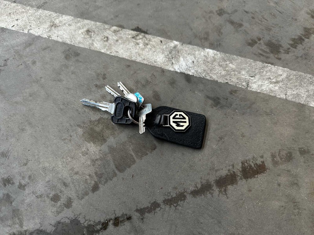 MGB GT Coupe 1.8 95hp 1977 MG B-Type, 65-YB-39 Classic Car