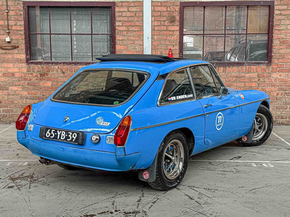 MGB GT Coupe 1.8 95hp 1977 MG B-Type, 65-YB-39 Classic Car