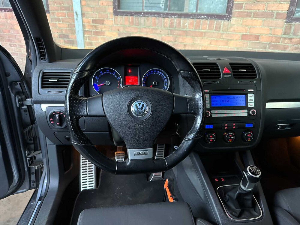 Volkswagen Golf GTI 2.0 TFSI 280hp 2009 (Original-NL), 76-GNG-4