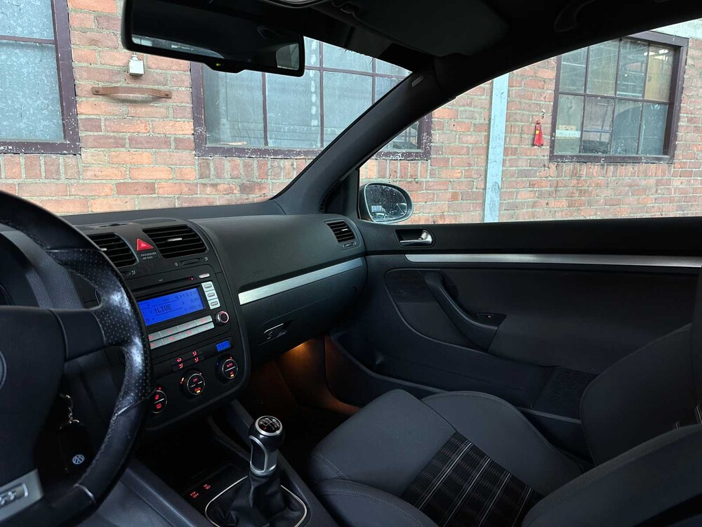 Volkswagen Golf GTI 2.0 TFSI 280hp 2009 (Original-NL), 76-GNG-4