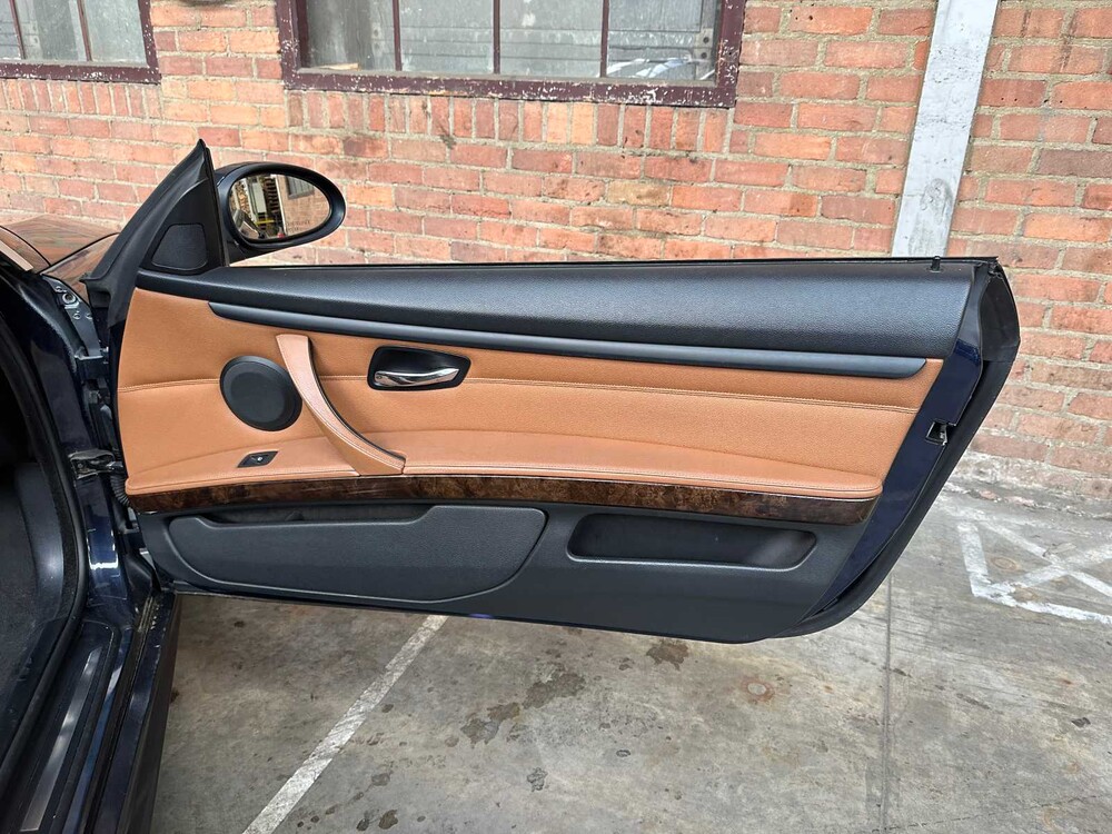 BMW 335i Cabriolet E93 306hp 2009 3-series Youngtimer